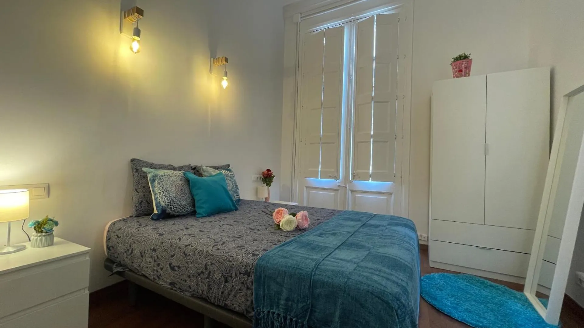 Vandrarhem Rooms In Heart Of Gothic Barcelona